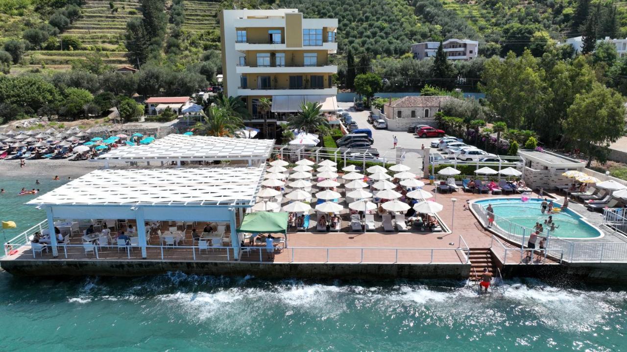 Paradise Beach Hotel Vlore Exterior photo