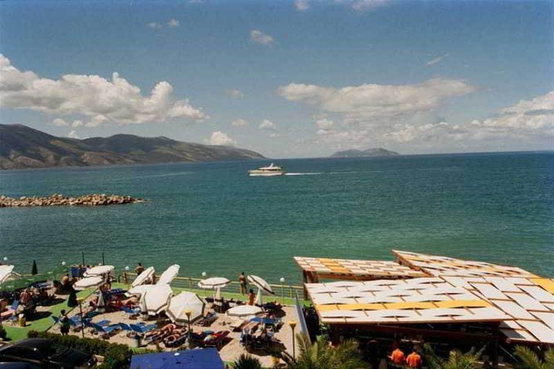 Paradise Beach Hotel Vlore Facilities photo